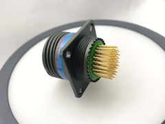 긴 PCB 꼬리 Mil Dtl 38999 시리즈 III 커넥터 66 여성 Mil Dtl 38999 시리즈 3